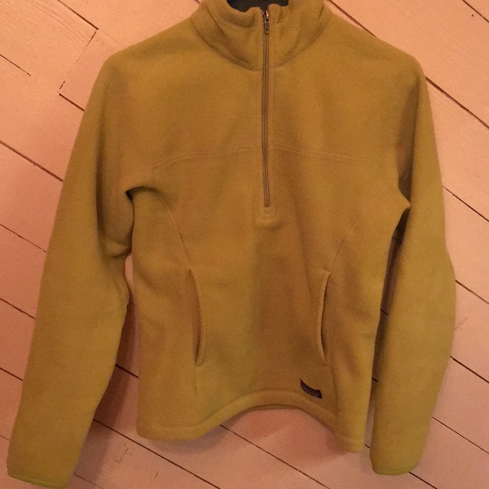 Green Patagonia Fleece